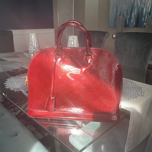 Louis Vuitton Alma GM Amarante Vernis - Picture 2 of 7